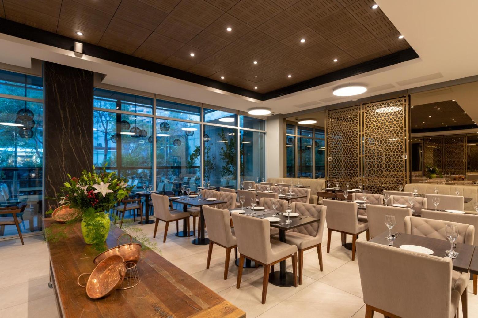 Western Premier Marina Condes Hotel Santiago